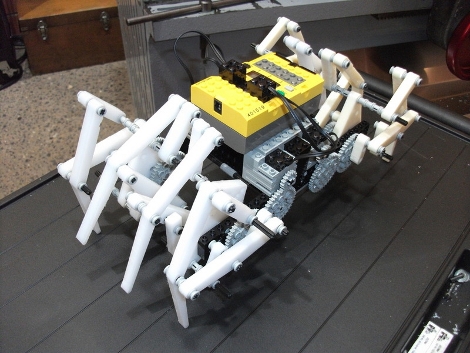 Modales barro Claraboya Lego Spider-bot | Hackaday