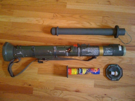 bazooka_fireworks_mortar_launche