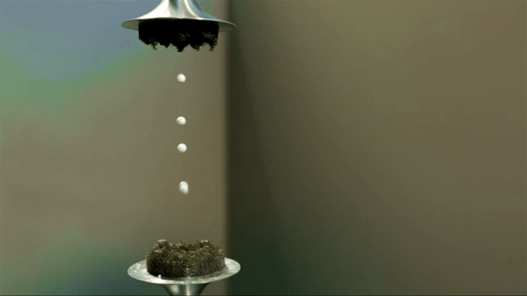 acoustic-levitation-water-droplets