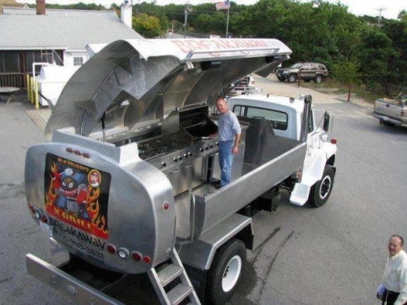 Oil-truck-transforms-into-mobile-grill