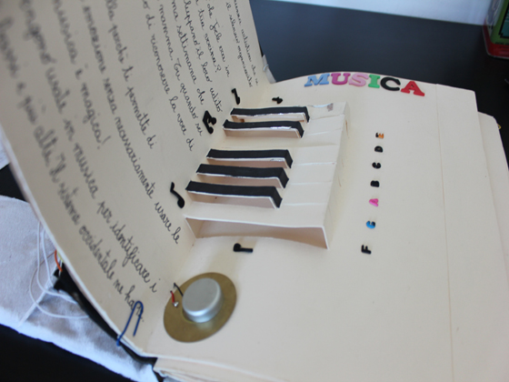 pop-up-book-has-playable-piano