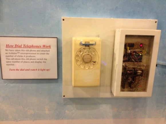 dial-telephone-museum-exhibit