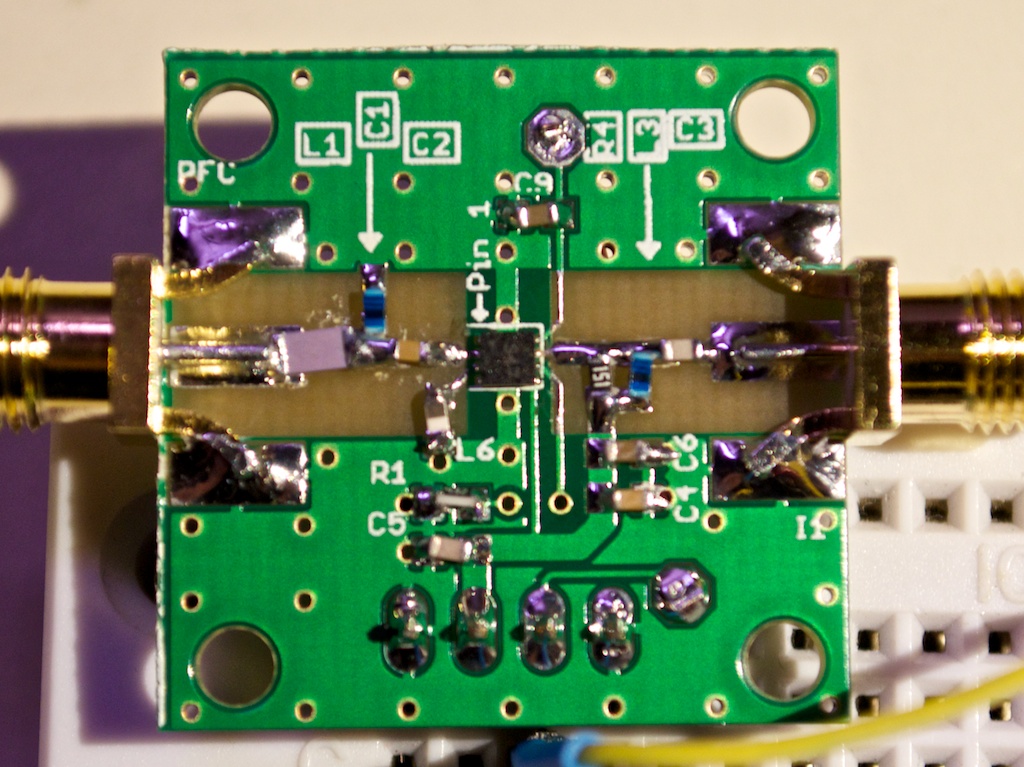 433MHz RF Broadband Amplifier Ham Radio Module 22dB High Gain Low Noise LNA Amplifier Module Board