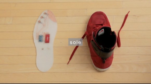 Super shoe insole with a red sneaker
