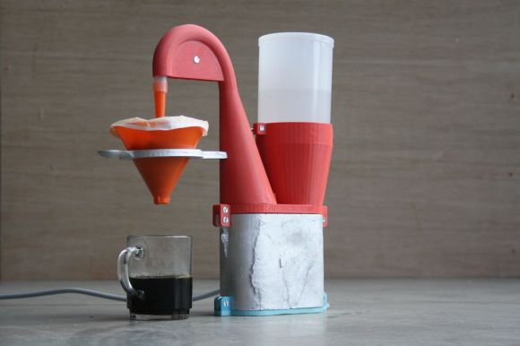 Coffeemaker made from 3D-printed parts and scrap aluminium