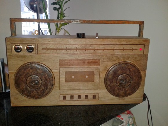 Wooden Ghettoblaster made from recycled car audio parts