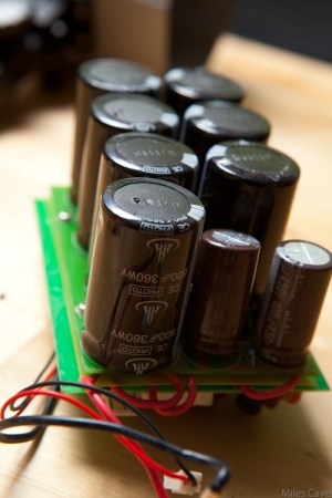 large capacitor bank for flash circuit