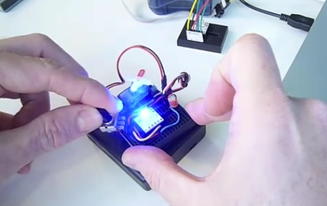 Converting The BlinkM Into The World’s Tiniest Arduino | Hackaday