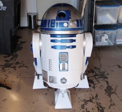 CNC-built R2-D2 Brings Childhood Dreams To Life | Hackaday