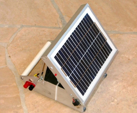 Auxiliary Battery Pack For Field Operations | Hackaday