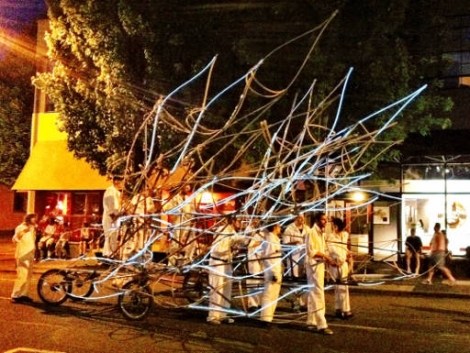 Computer-controlled EL Wire Light Show | Hackaday
