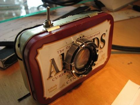 altoids-pocket-projector