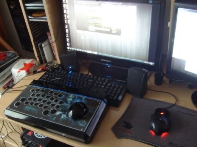 Custom Starcraft Controller | Hackaday