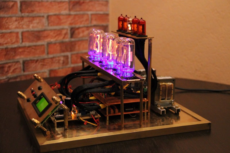 Nixie Clock That Doesn’t Skimp On The Number Of Tubes | Hackaday