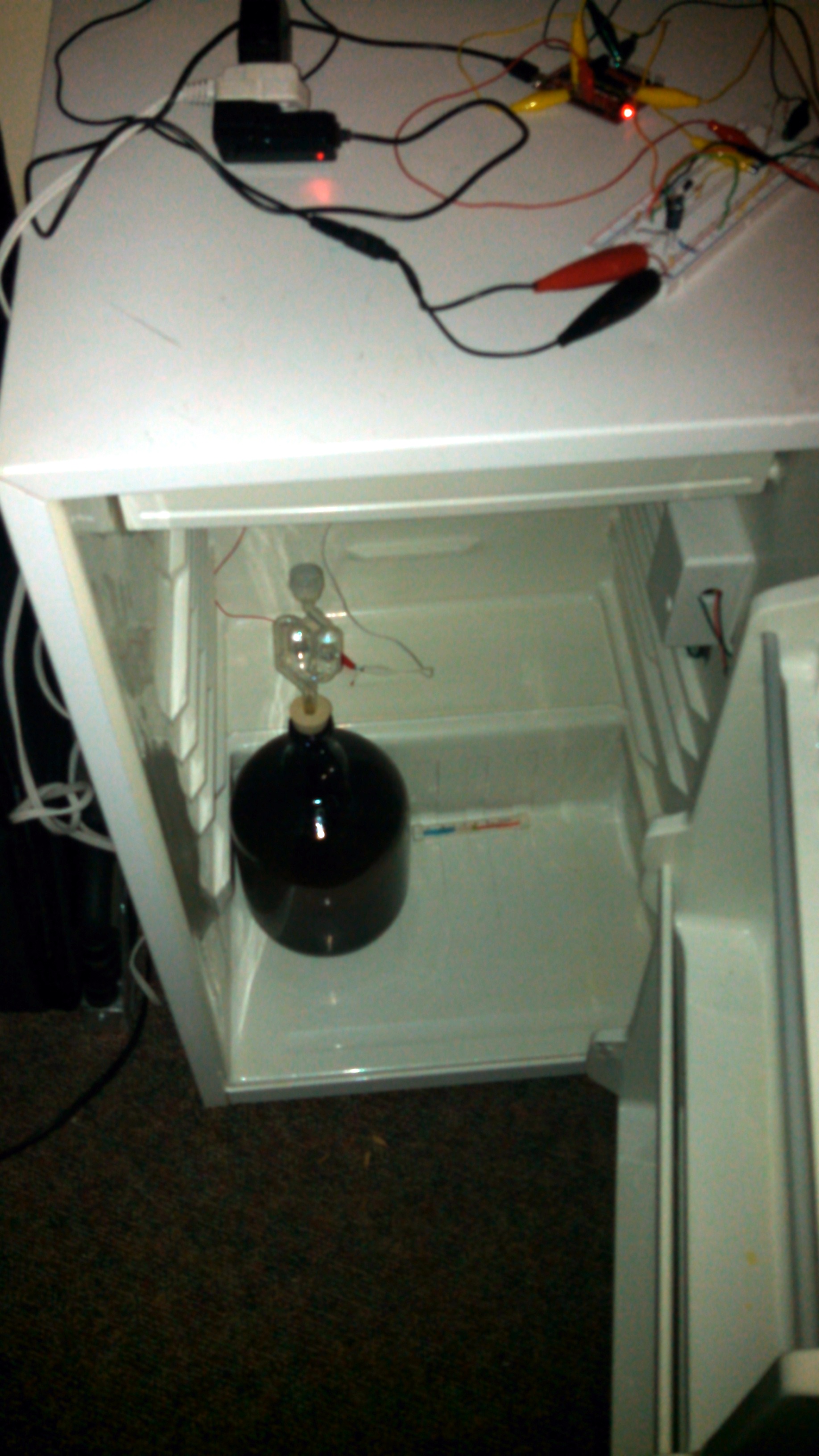 That’s Not Beer! A Biofuel Fermentation Controller Project Hackaday