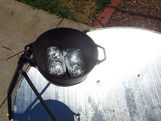 Satellite Dish Solar Cooker Bakes Potatoes And More | Hackaday