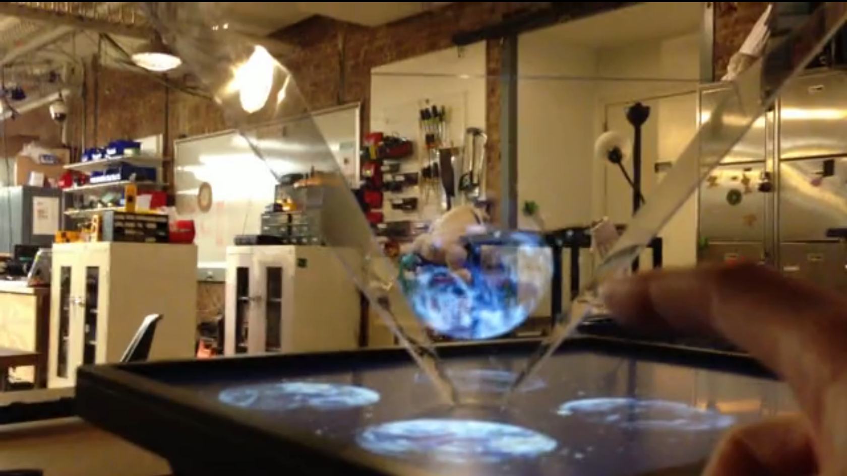 3D Display Controlled With The Leap Motion | Hackaday