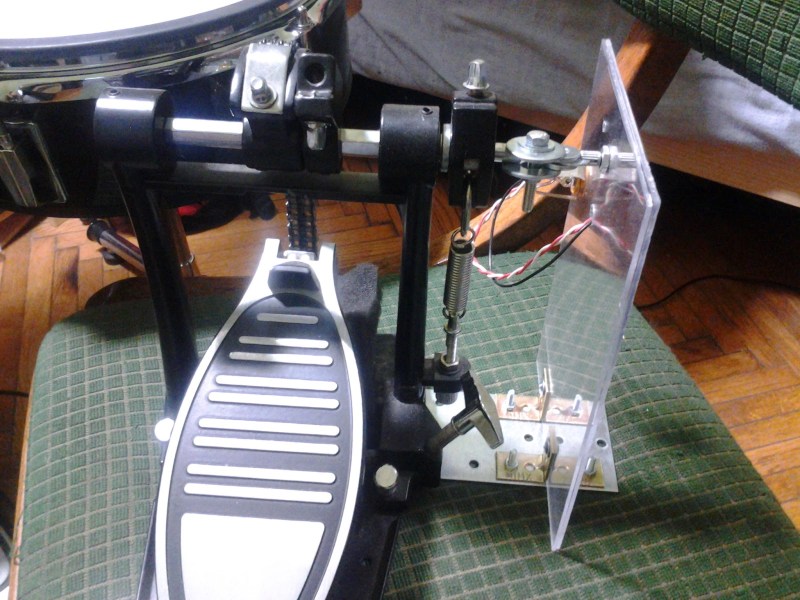 Hi-Hat MIDI Controller | Hackaday
