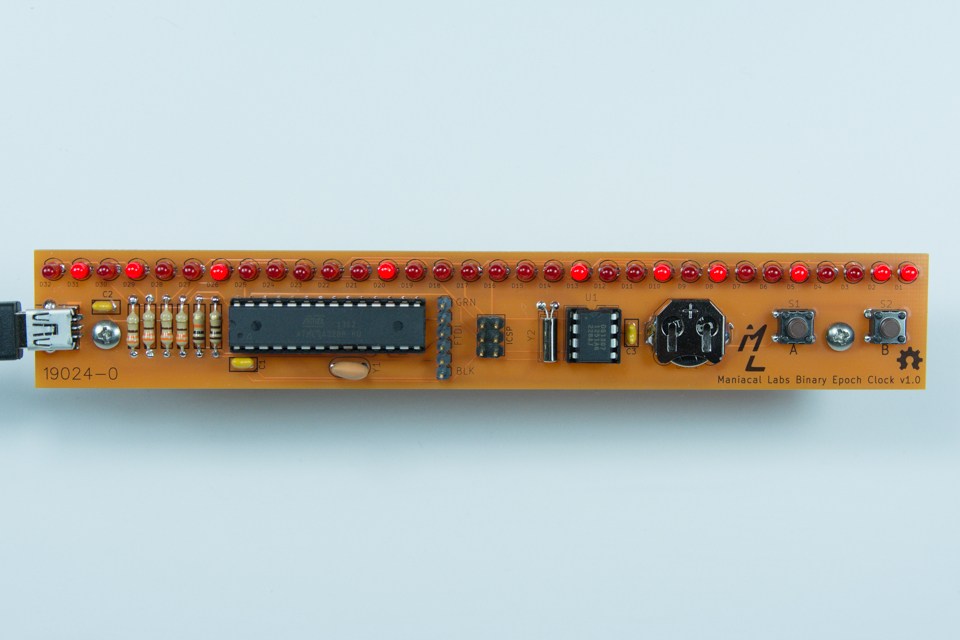 Unreadable Binary Epoch Clock Is Unreadable | Hackaday