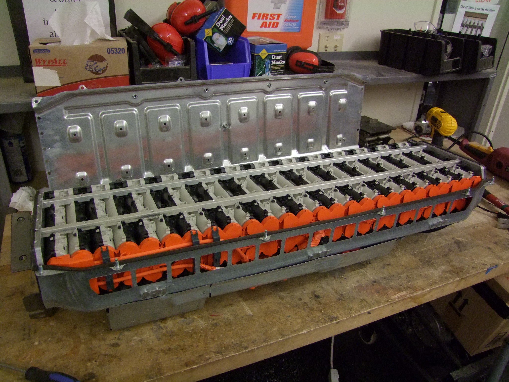 fabric Corridor Breeding Charles] Tears Into A Ford Fusion Battery | Hackaday