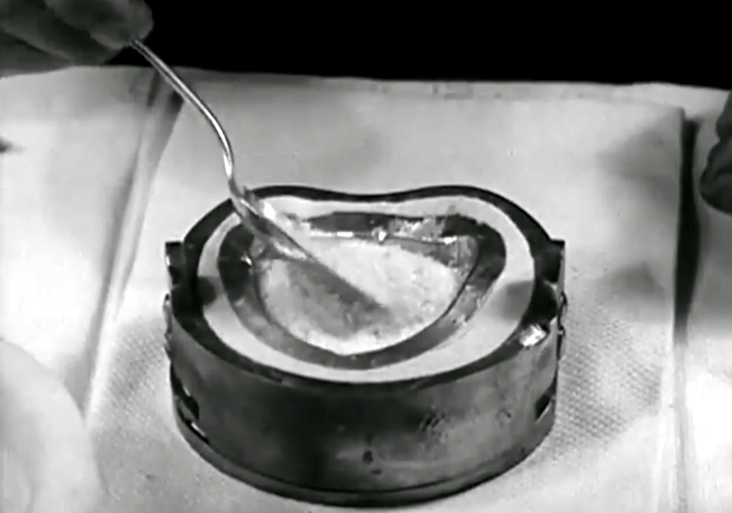 Retrotechtacular Bakelite Plastics Hackaday