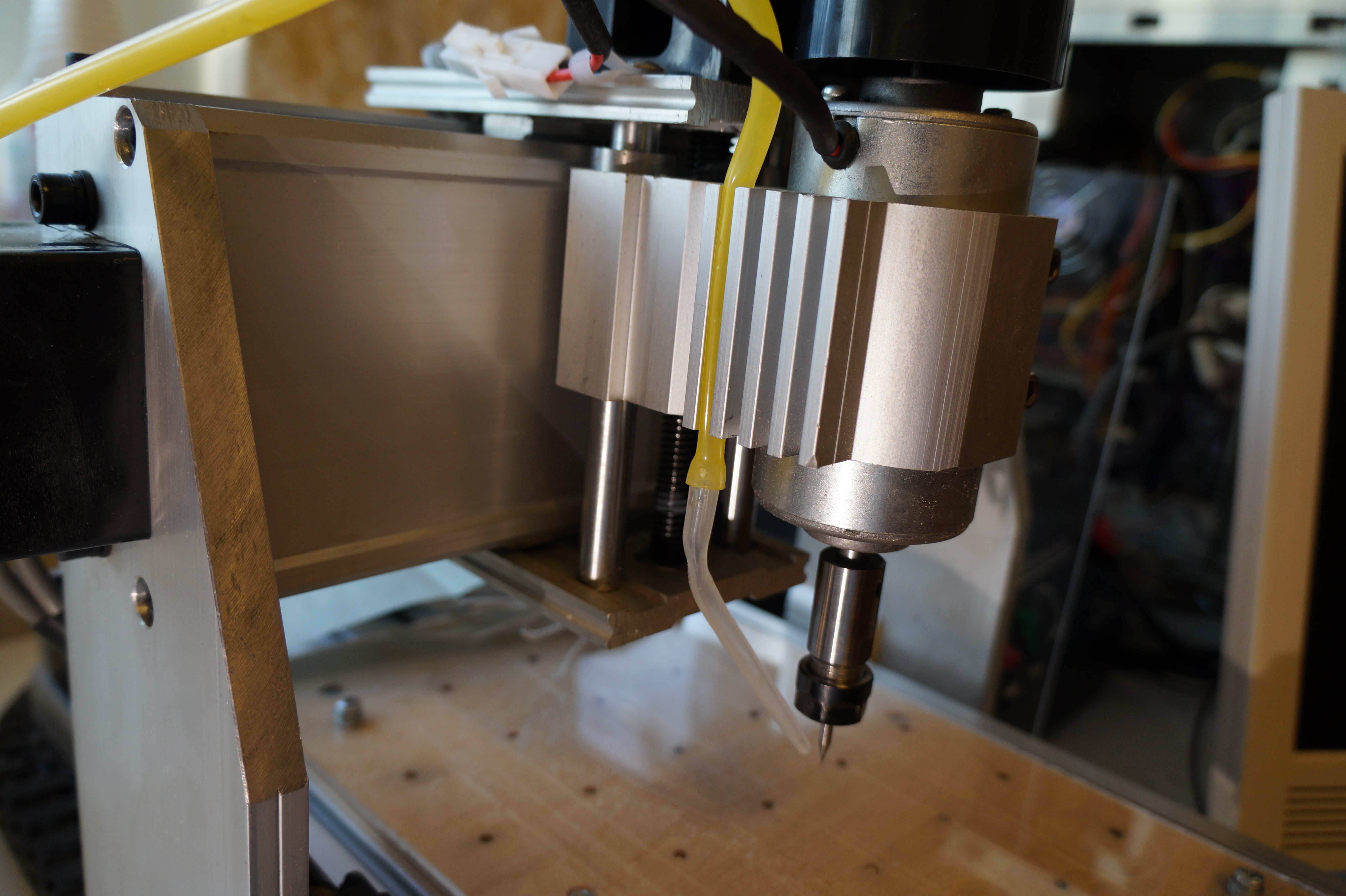 Adding Spindle Direction And Coolant Control To Your CNC Machine | Hackaday