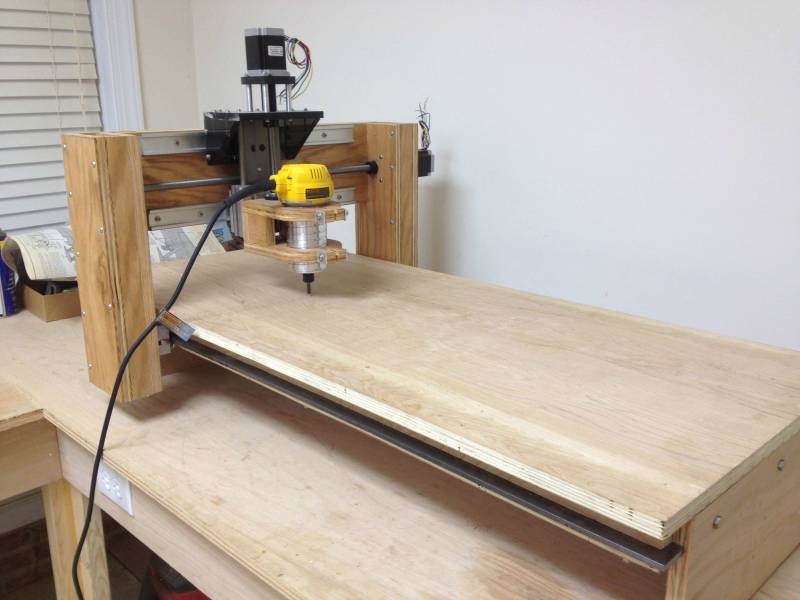 Wooden CNC Router | Hackaday