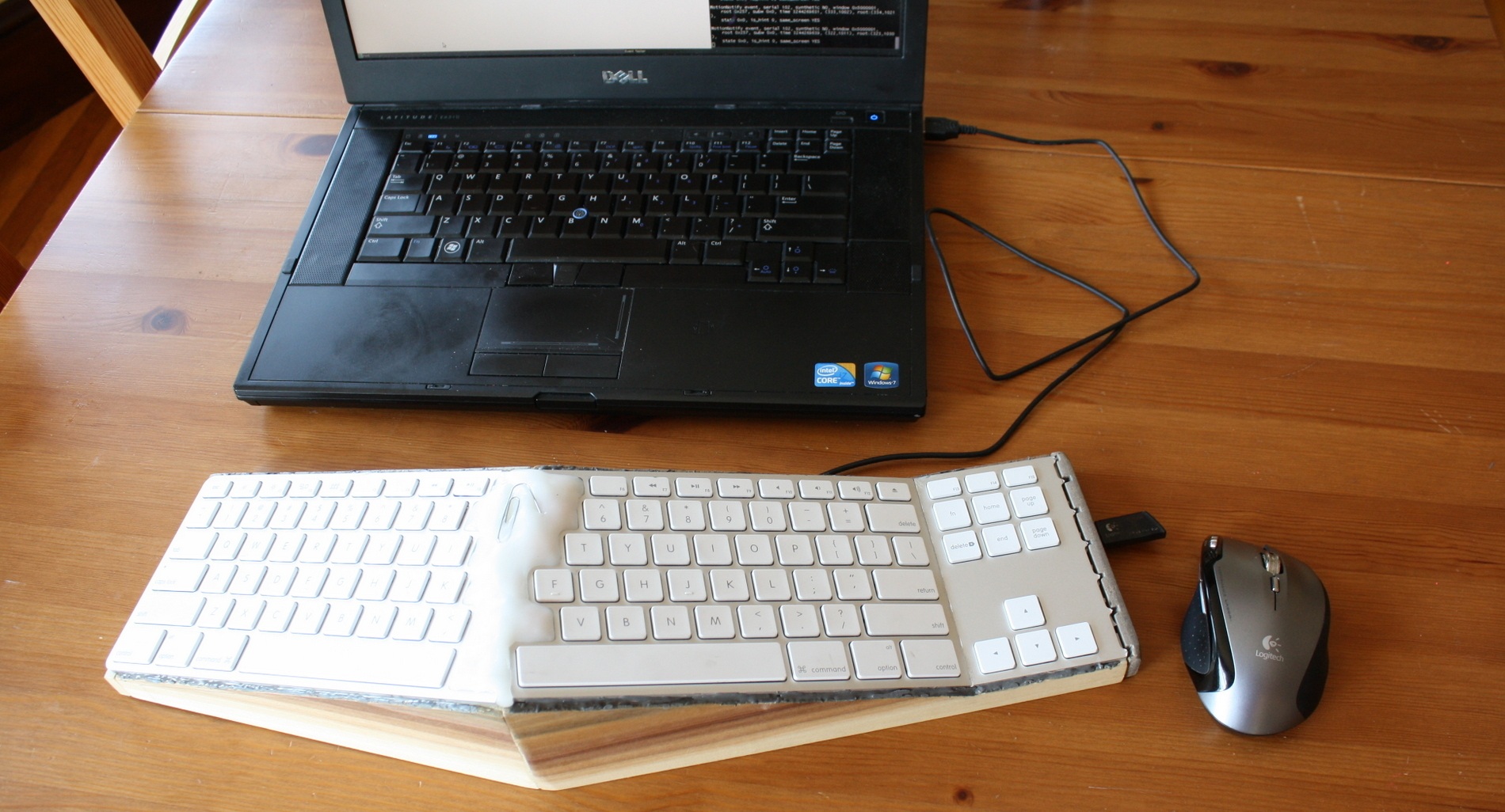 Apple Forces NonMac User To Make Ergonomic Mac Keyboard Hackaday