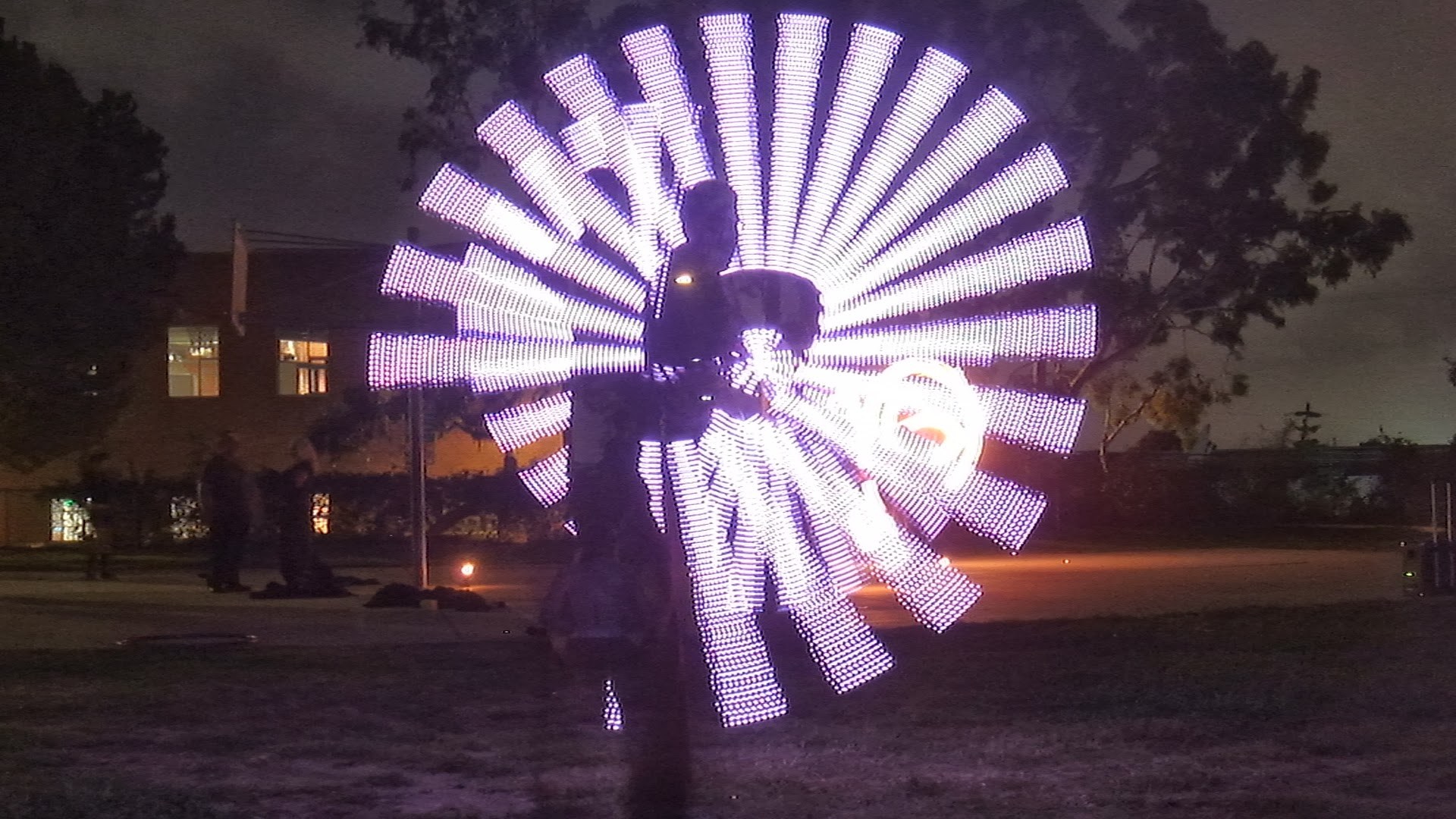 Led Staff LED Light Staffs For The Ultimate Portable Rave | Hackaday