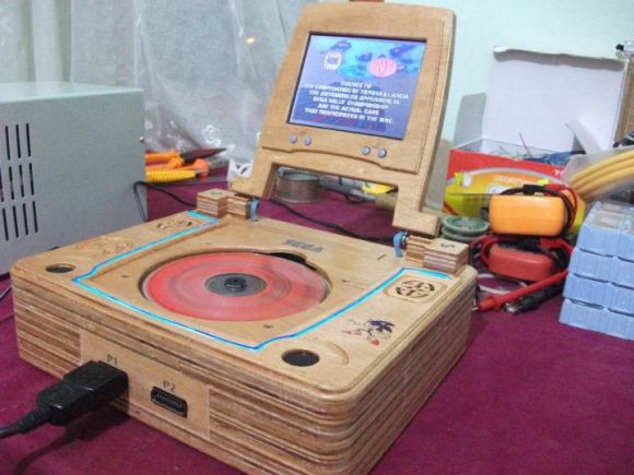 CNC'ed Wooden Case for Sega Saturn