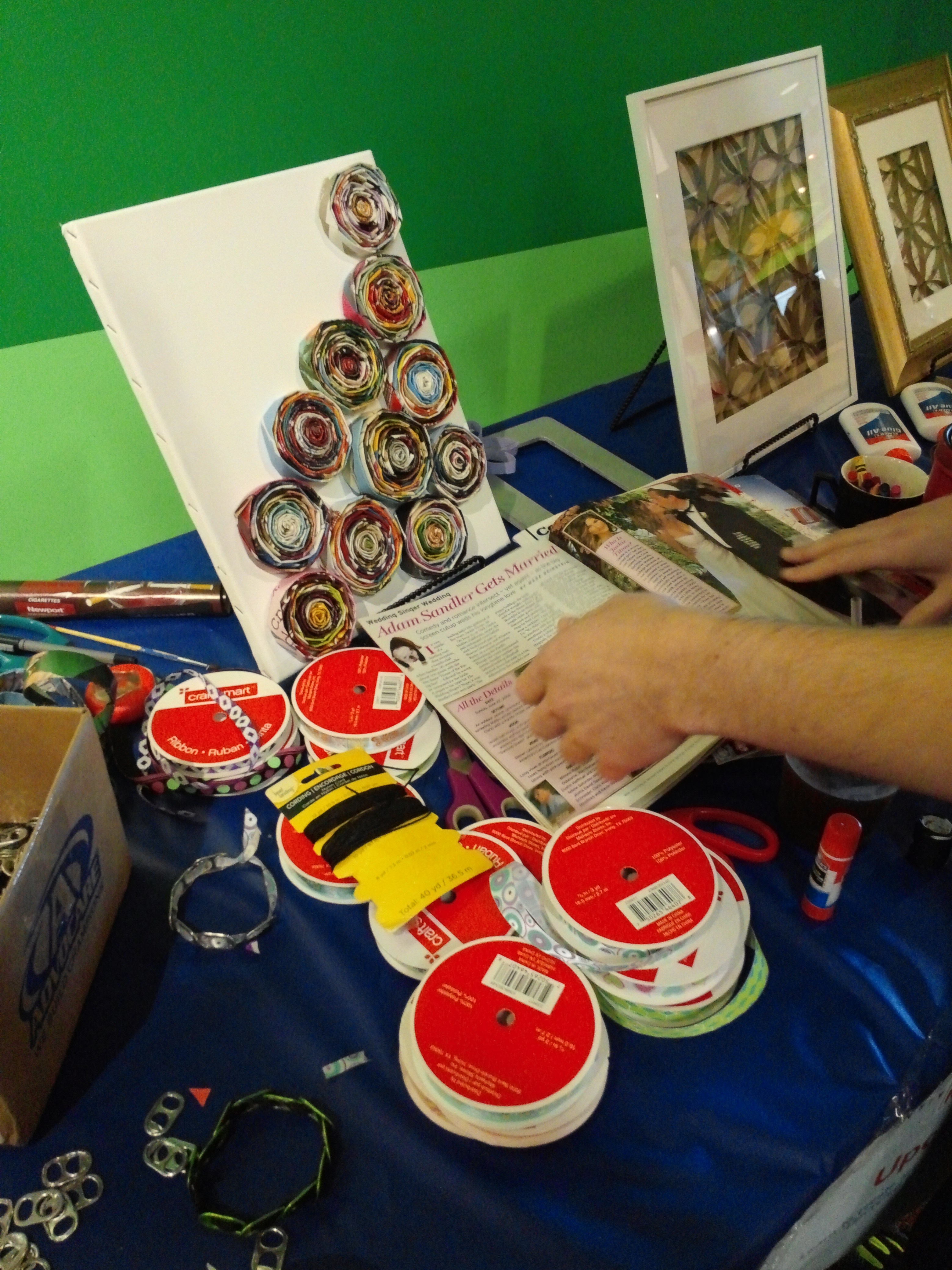 Magazine Roses | Hackaday