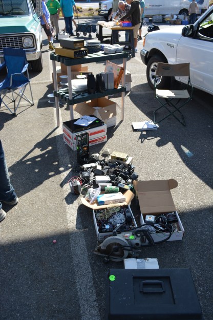 Experience The “Farmer’s Market” Of Vintage Electronics | Hackaday