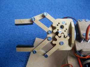 DIY Robot Arm Gripper