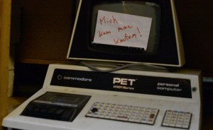 Plain 'ol Commodore PET. [Hans] has serial no. 1 at home. 