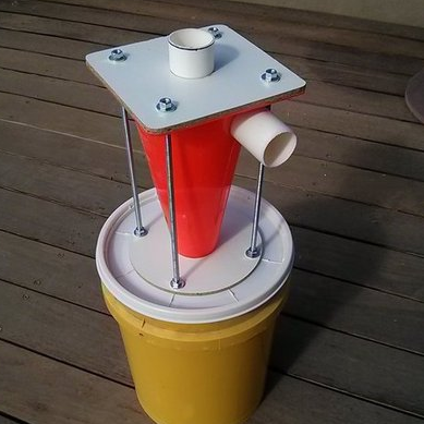DIY Dust Cyclone A Traffic Cop Would Be