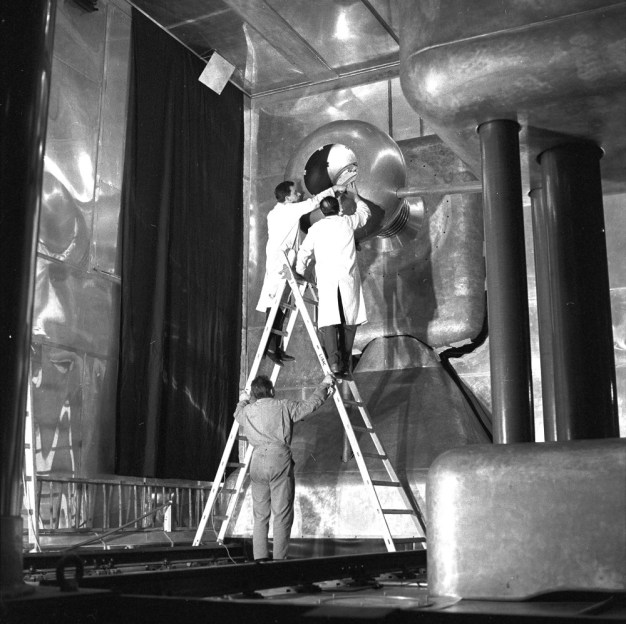 May | 2015 | Hackaday | Page 4