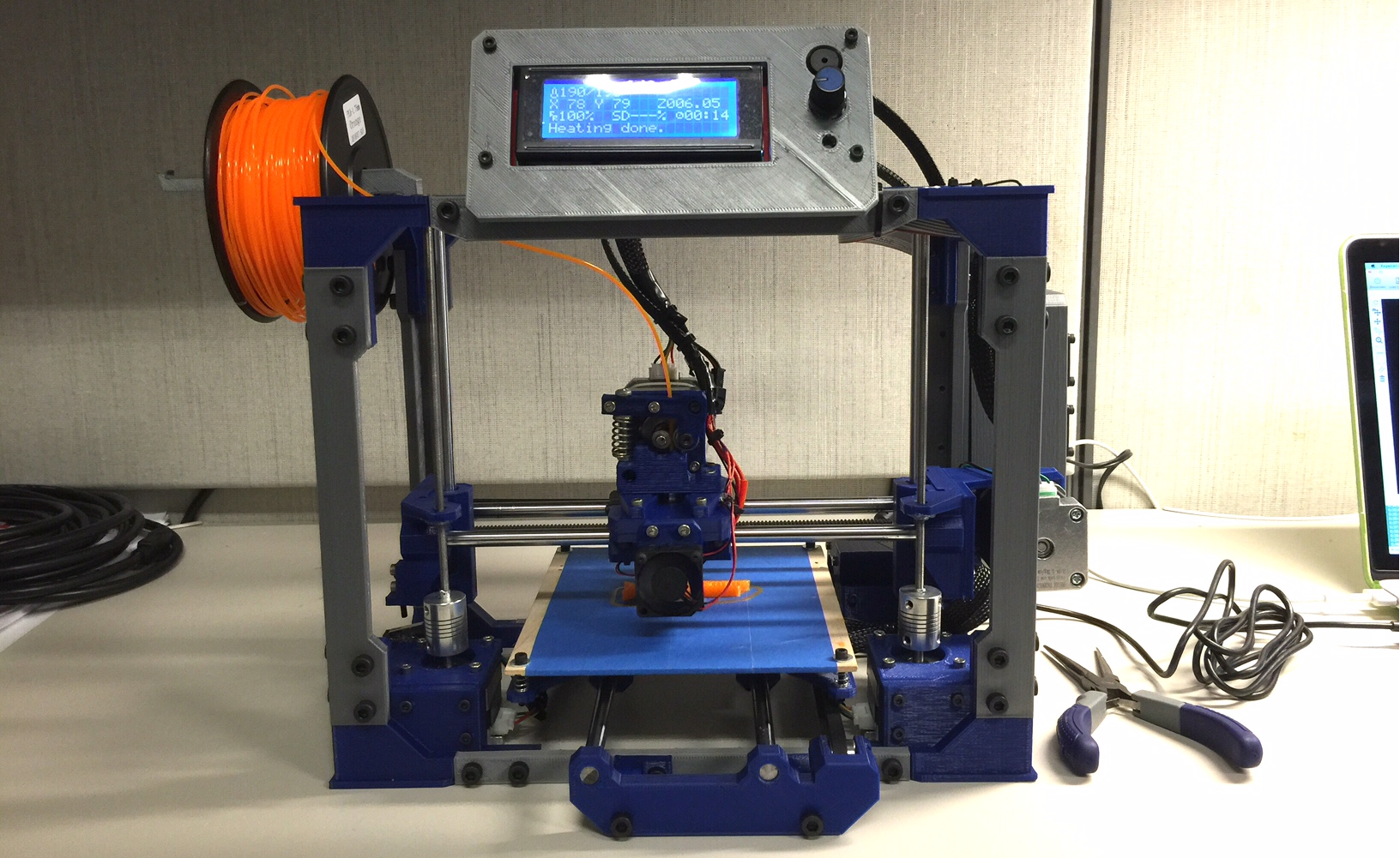 MapleMaker 3D Printer Is As Printable As They Get | Hackaday