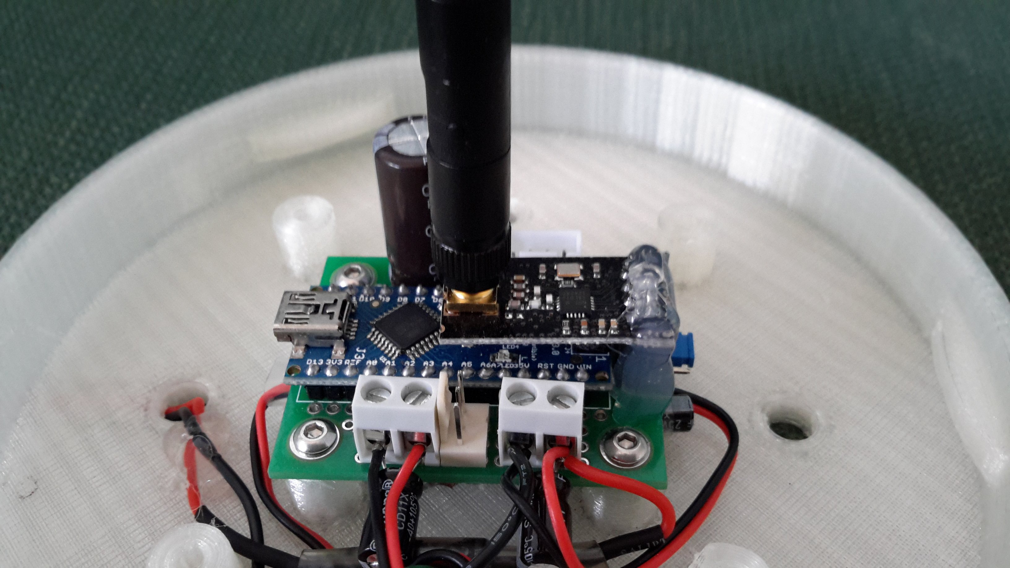 ShakeIt – An Interactive Light Game | Hackaday