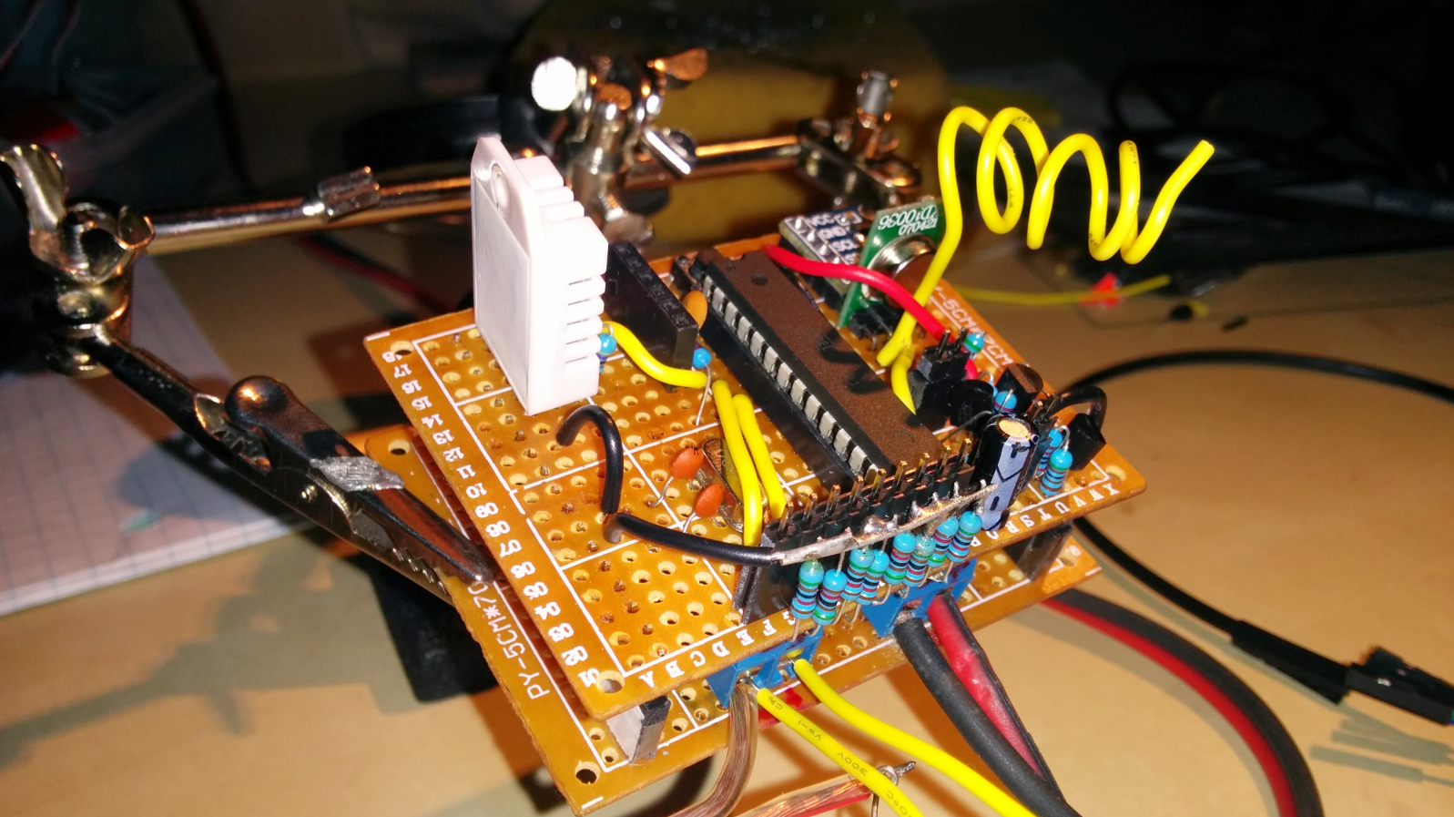 Wireless Weather Station | Hackaday