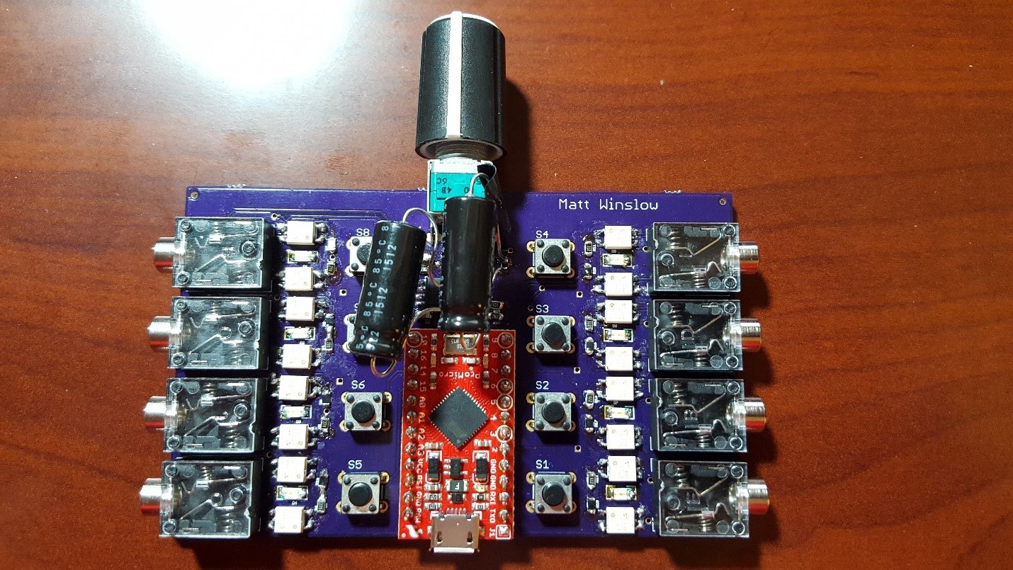 https://hackaday.com/wp-content/uploads/2015/11/finished_pcb.jpg