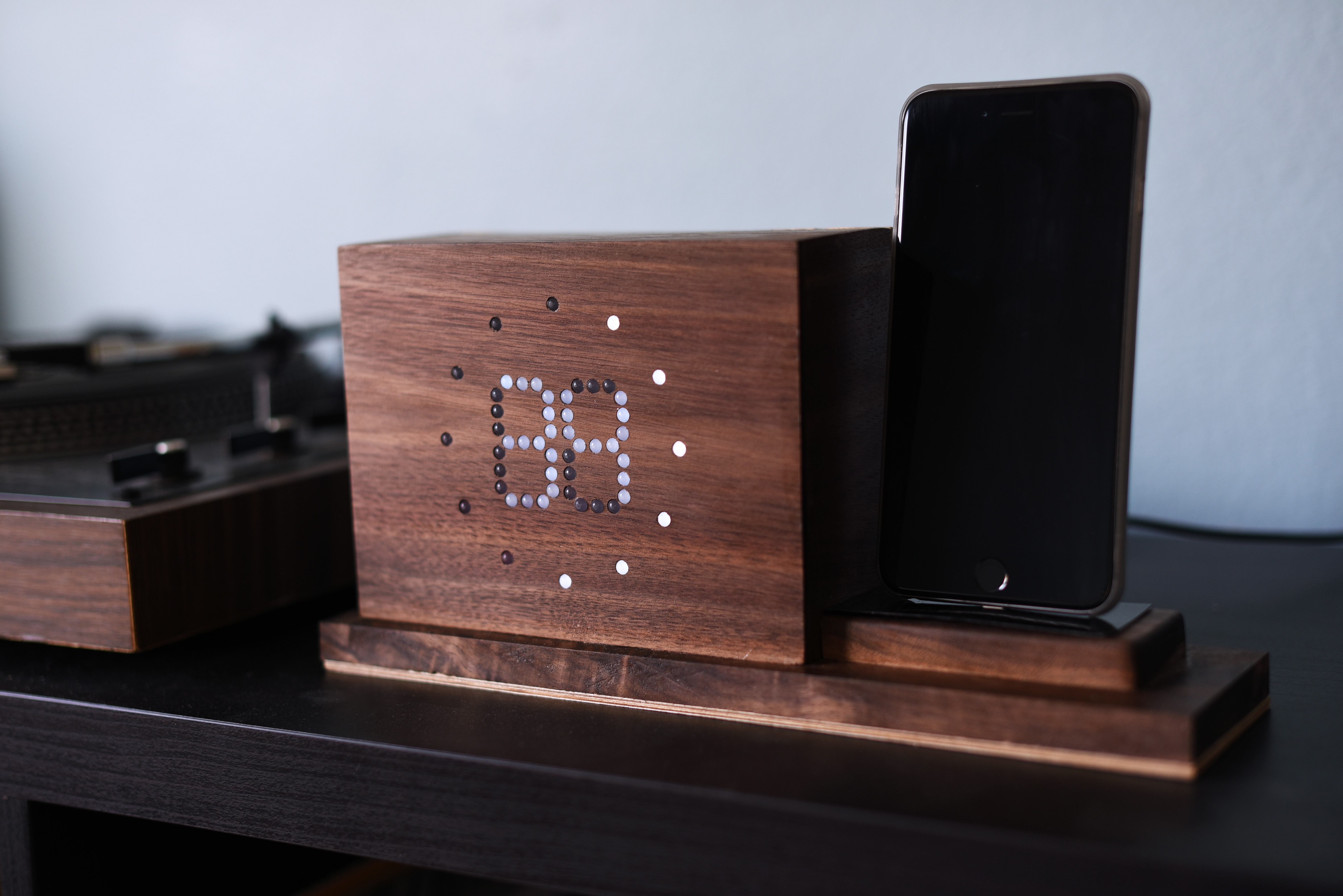 wood iphone dock clock