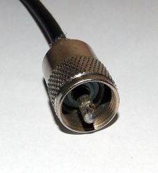 545px-UHF_PL_Connector