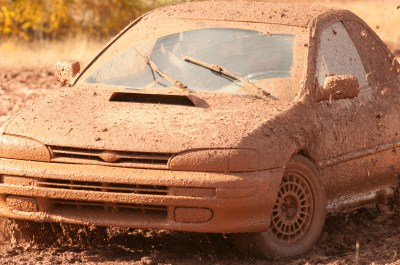 muddy-car