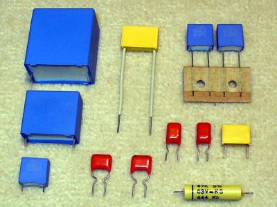 A variety of film capacitors. Elcap [GFDL], via Wikimedia Commons