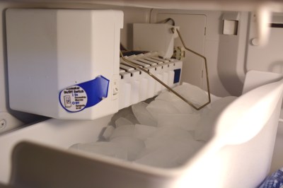 automatic-ice-maker
