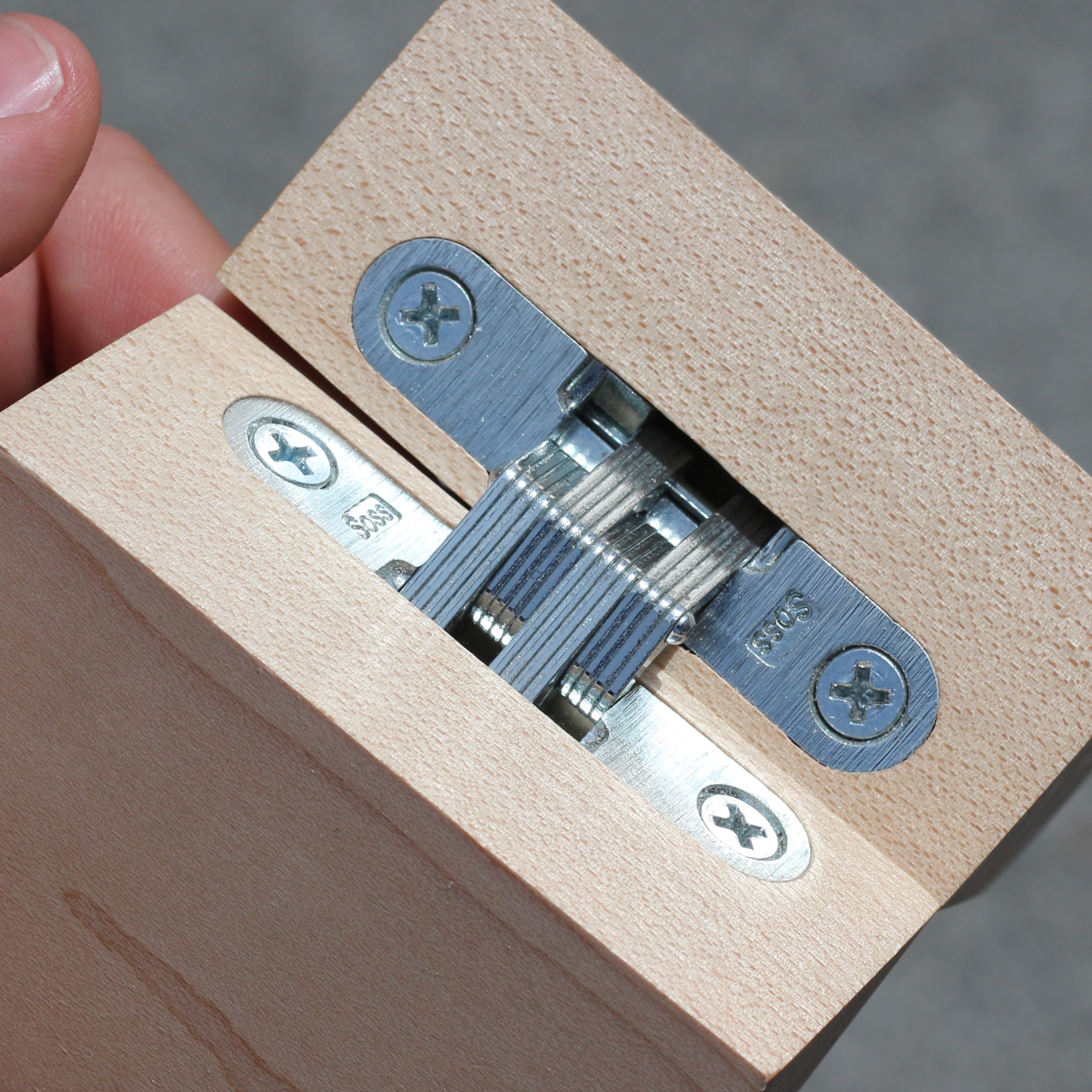 HandsOn The Shaper Origin A Tool That Changes How We Build Hackaday