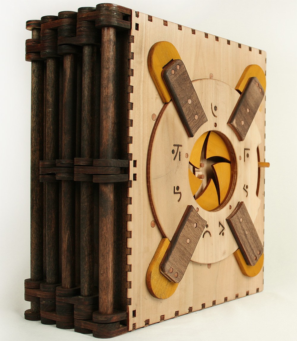 Wooden Puzzle Book Will Twist And Dazzle Your Brain | Hackaday
