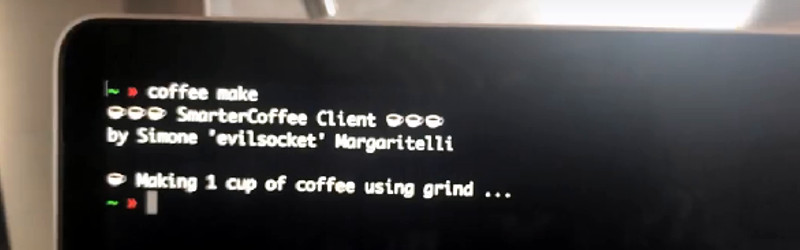 Reverse engineering di gadget domestici con Coffee Black