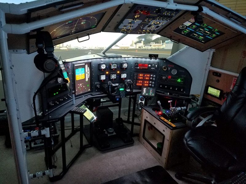 Full Flight Simulator Cockpit