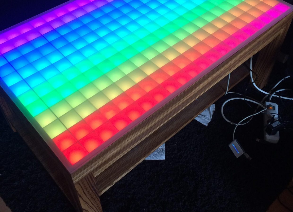 Bermad spil rigdom Colorful, Touch-Sensitive Light Table Is Ready For Gaming | Hackaday